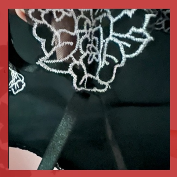 New SPREE INTIMATES BRA size 36C, pink with black lace. - Picture 4 of 7